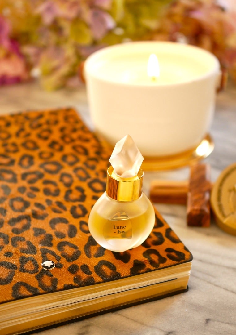 ✔️人生が豊かに変わる♡聖なるエジプト香油の使い方♡ | 藤本さきこ