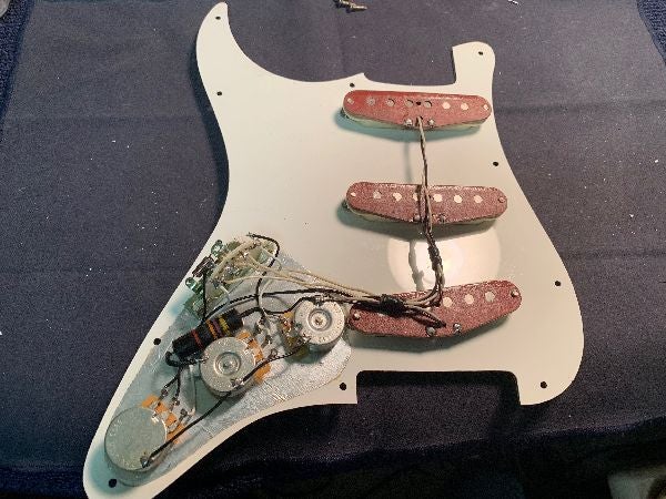 Fender Japan JV ストラト レストア＆カスタム その4 | RE/F-TECH の