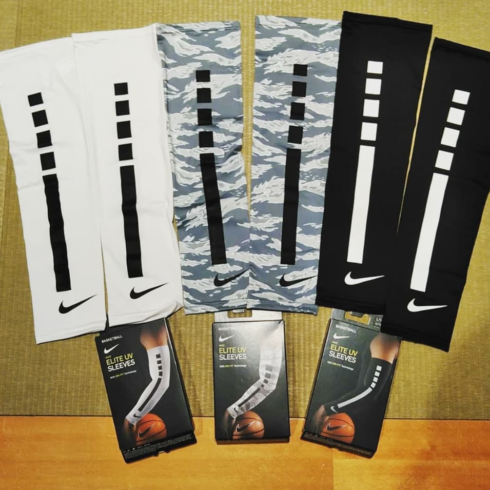 NIKE（ナイキ）アームスリーブを着用して野球人もオシャレに | ベース