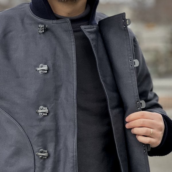 高密度ジャングルクロスとウールメルトンで作られる後期型「デッキ