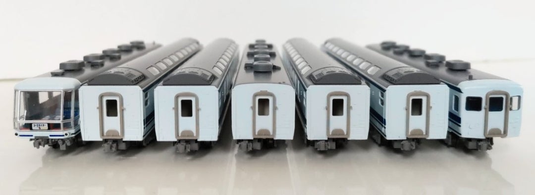 TOMIX 92799 JR 12-700系客車ユーロライナーセット | 約40年ぶりのN