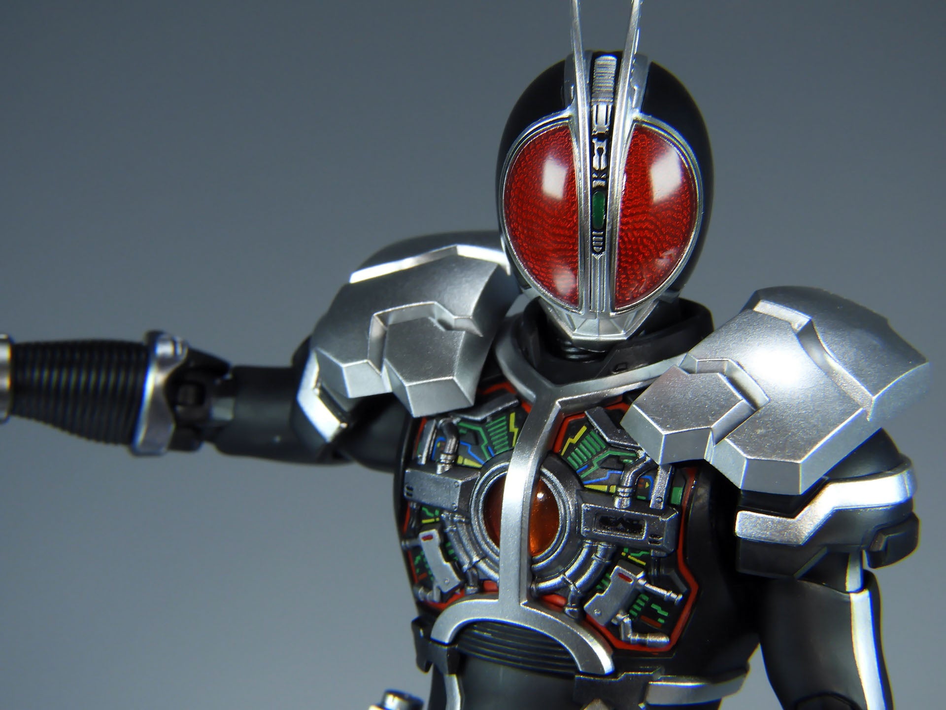 S.H.Figuarts(真骨彫製法) 仮面ライダーファイズ アクセルフォーム