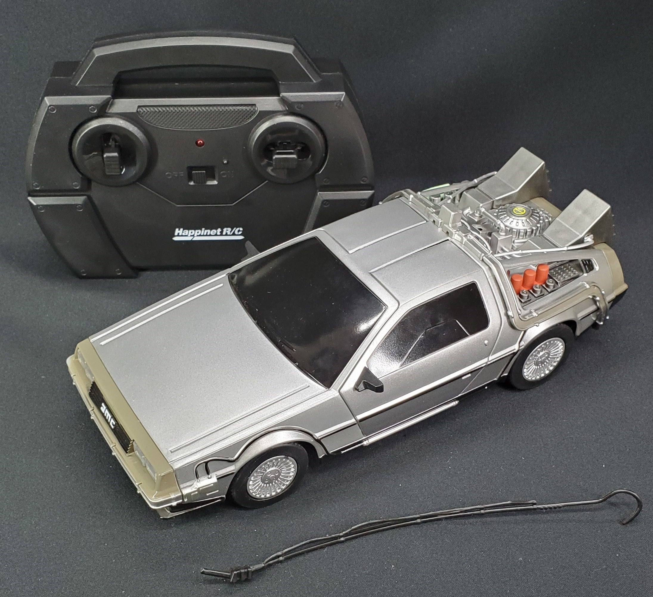 おもちゃ：R/C バック・トゥ・ザ・フューチャー タイムマシン Part1