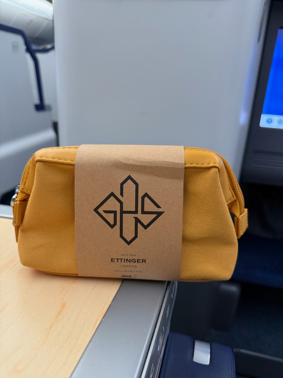 ANAビジネスクラス【羽田→ホノルル便】のアメニティチェック | 小笠原