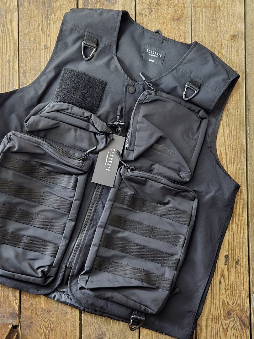ELECTRIC TROPHY SHOT VEST | ﾙｱｰｼｮｯﾌﾟｱﾝﾄﾞｳ 安藤店長のブログ
