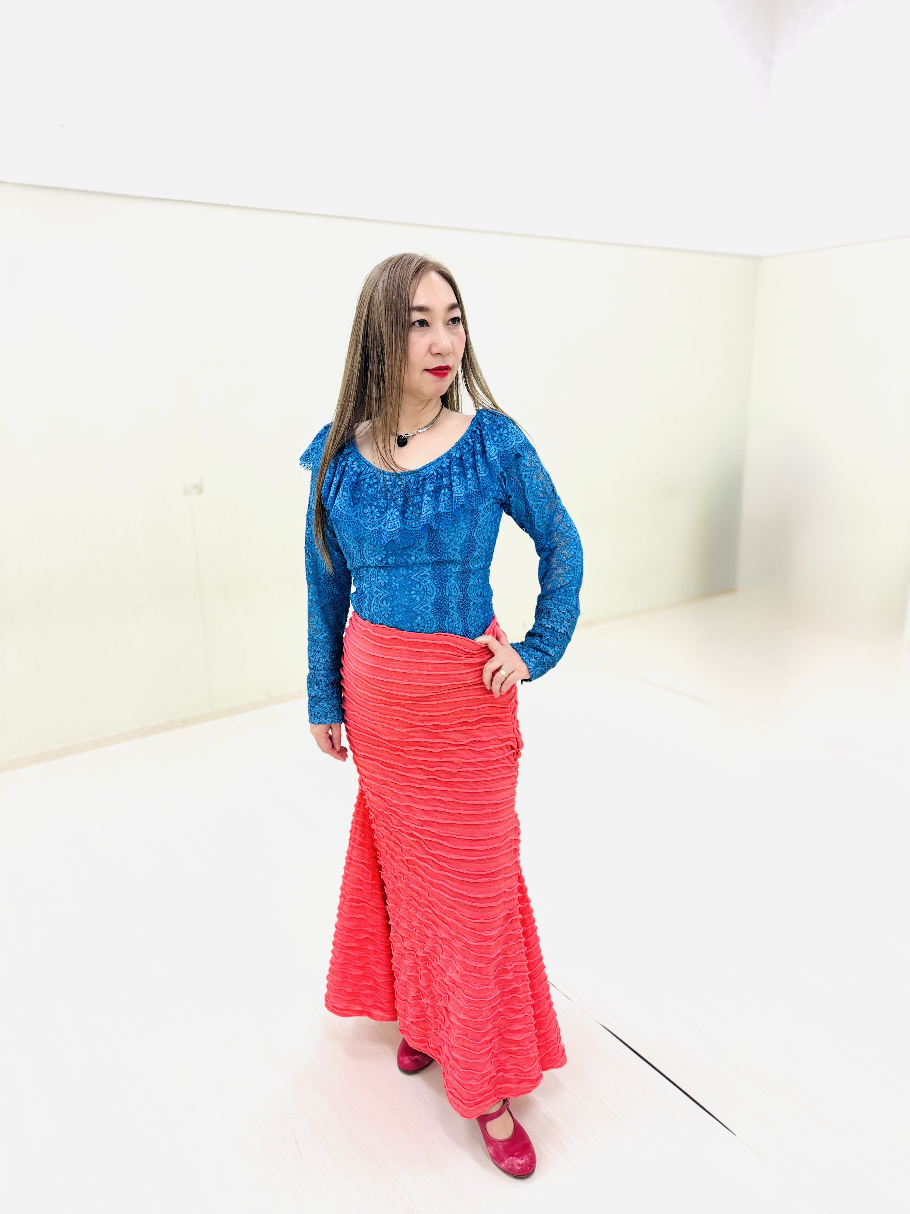 新しいフラメンコのブラウスを購入 | 〜フラメンコダンサー山本ゆかり〜