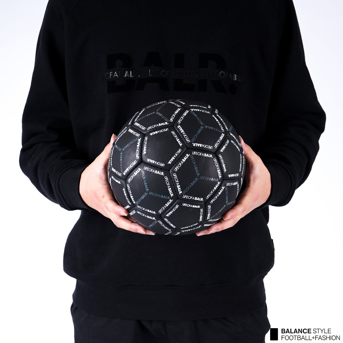 新登場】BALR.｜サッカーファン必見！サッカーボールが新しいデザイン