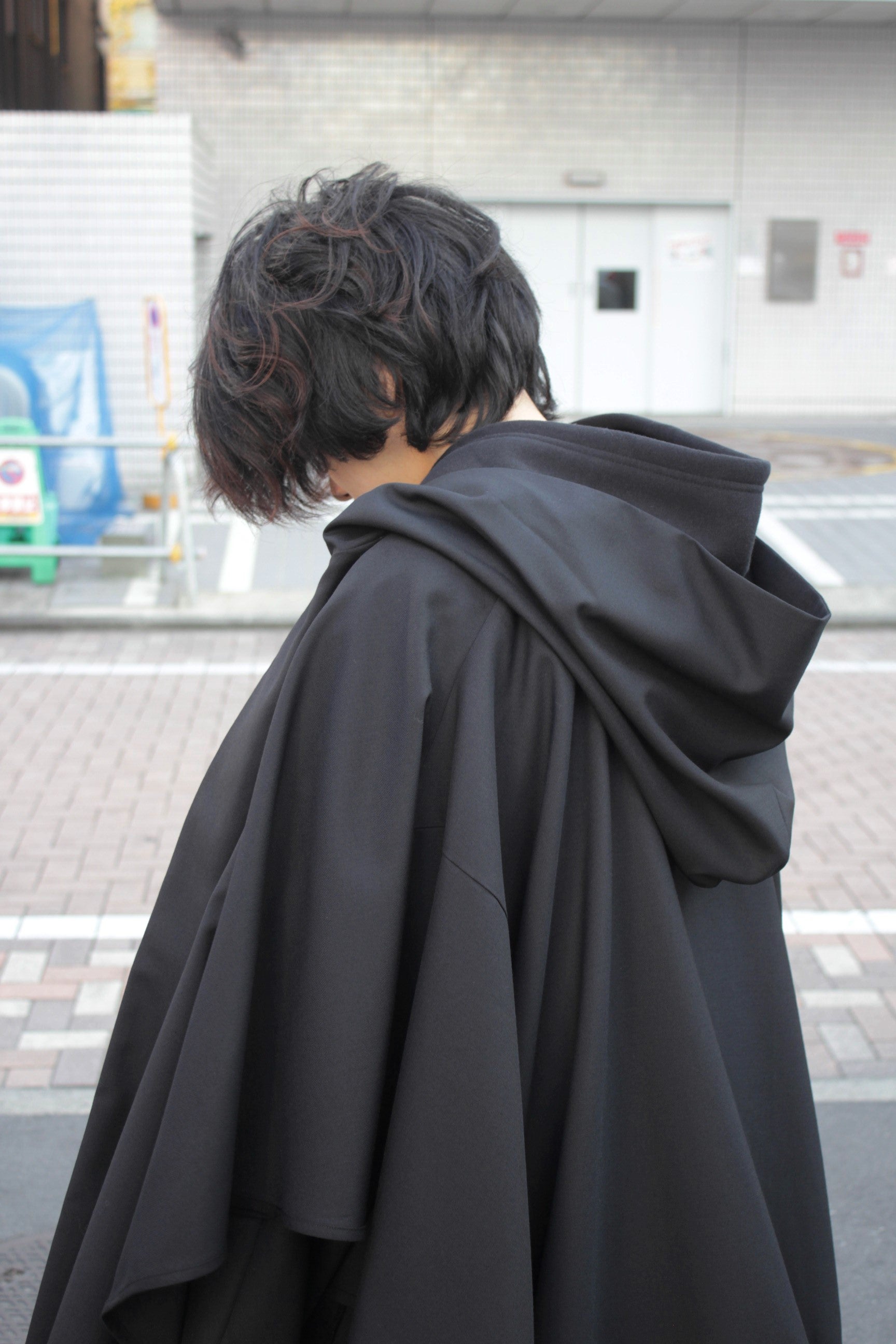 GroundY[グラウンドワイ] ヨウジヤマモトらしい構築的なデザインと