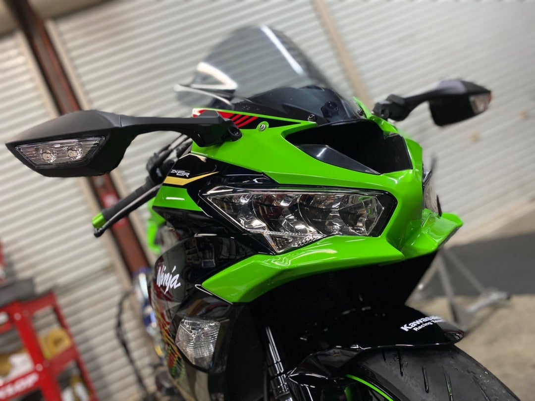 ZX-6R✖️ドライブレコーダー】快適性も見た目も拘って組み上げます