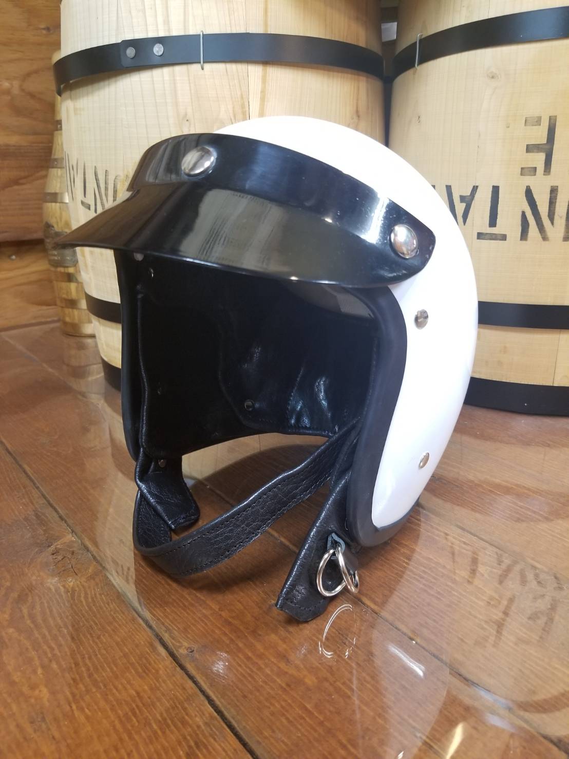 WOLF of genuine』ヘルメット | バイクライフを応援する ー FLAMES ー