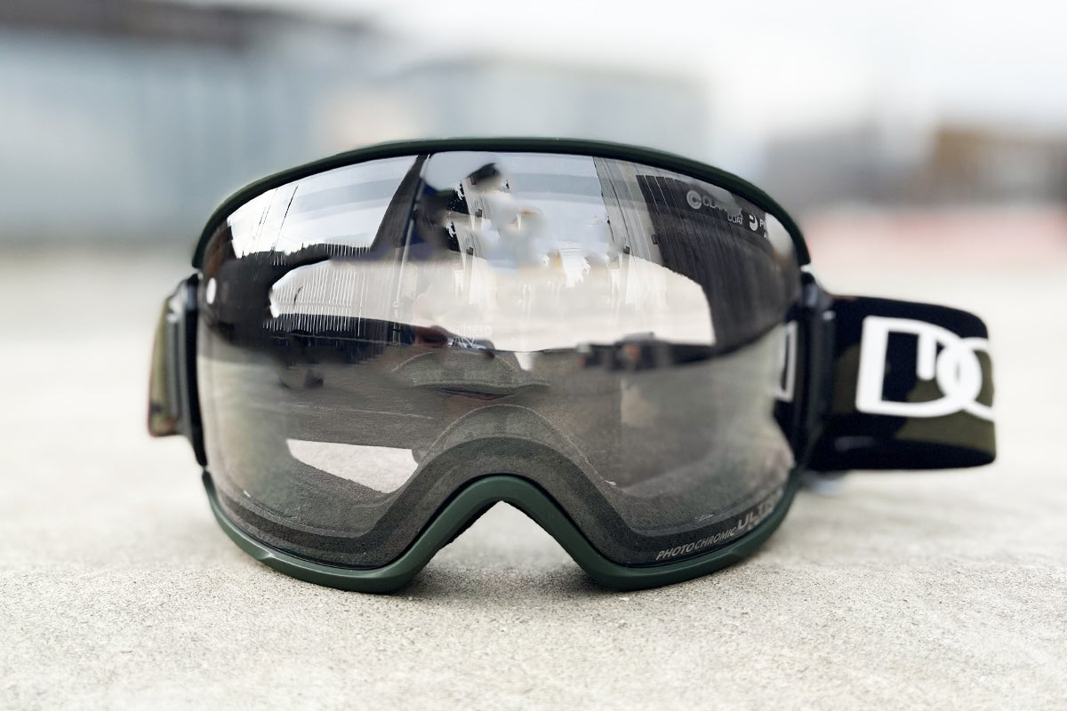 22-23 DICEゴーグル 調光レンズ搭載 選べる3モデル