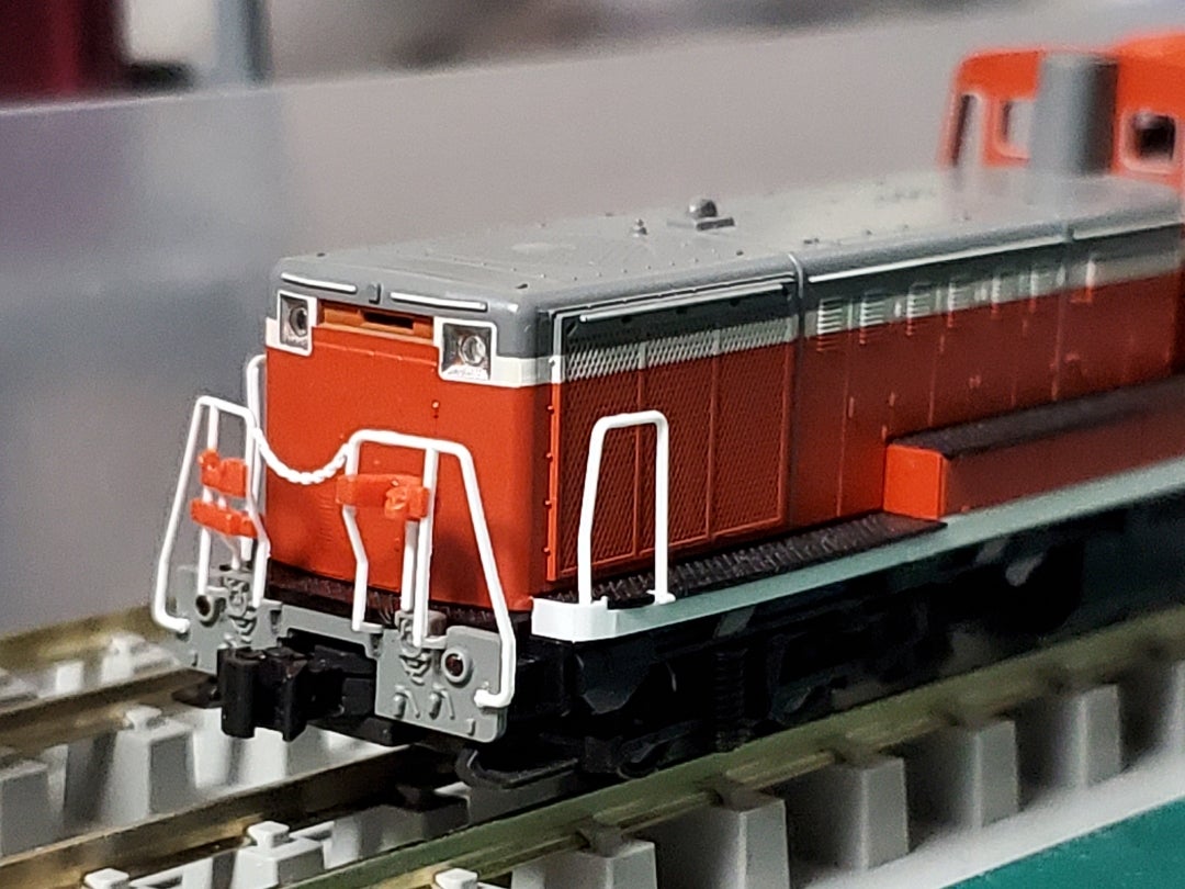 KATO 7011-2 DE10暖地形で悲運のJR貨物DE10 1208号機を作る② | 鉄道