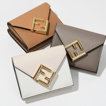 FENDI FF ダイヤモンド3つ折り財布 | 真莉愛の最新オシャレ