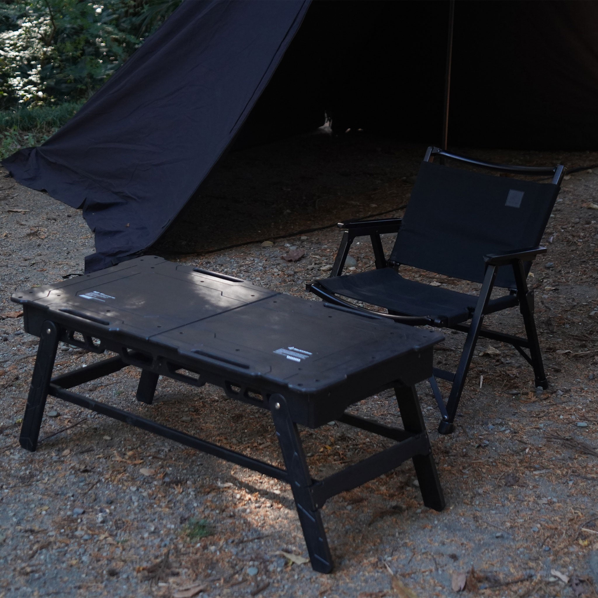 キャンプが一変する格好良さ。誰もが憧れるオールブラックのスライド式