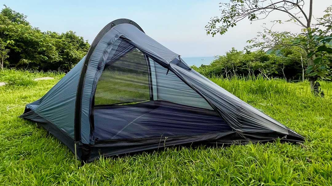 僅か650g！驚きの60秒設営！コンパクトでも暴風に負けない究極の全天候