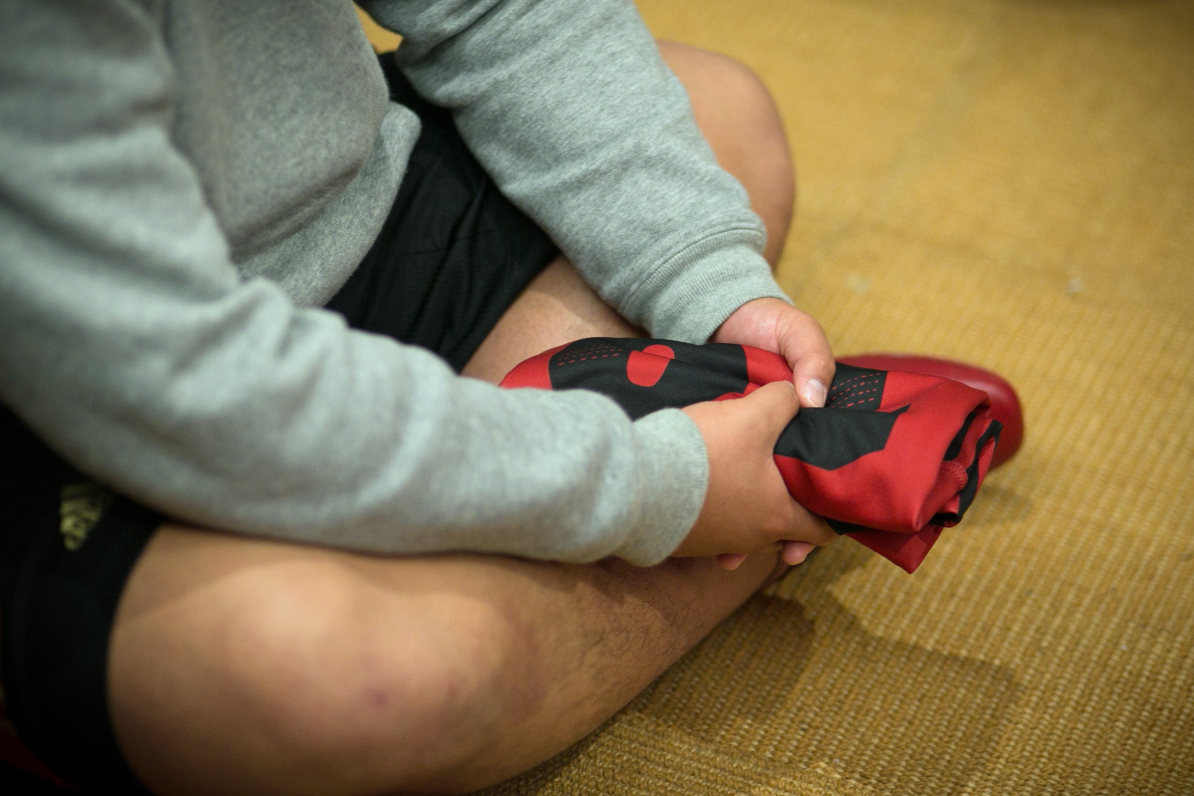 赤黒ジャージで時代を紡ぐプロジェクト ありがとう伏見工ラグビー部