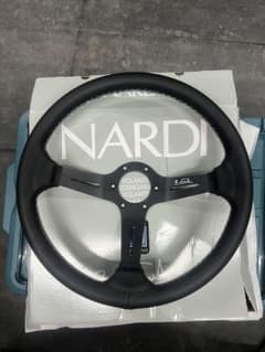 は*る様 NARDI ステアリングホイール 3スポーク ウッド365mm径