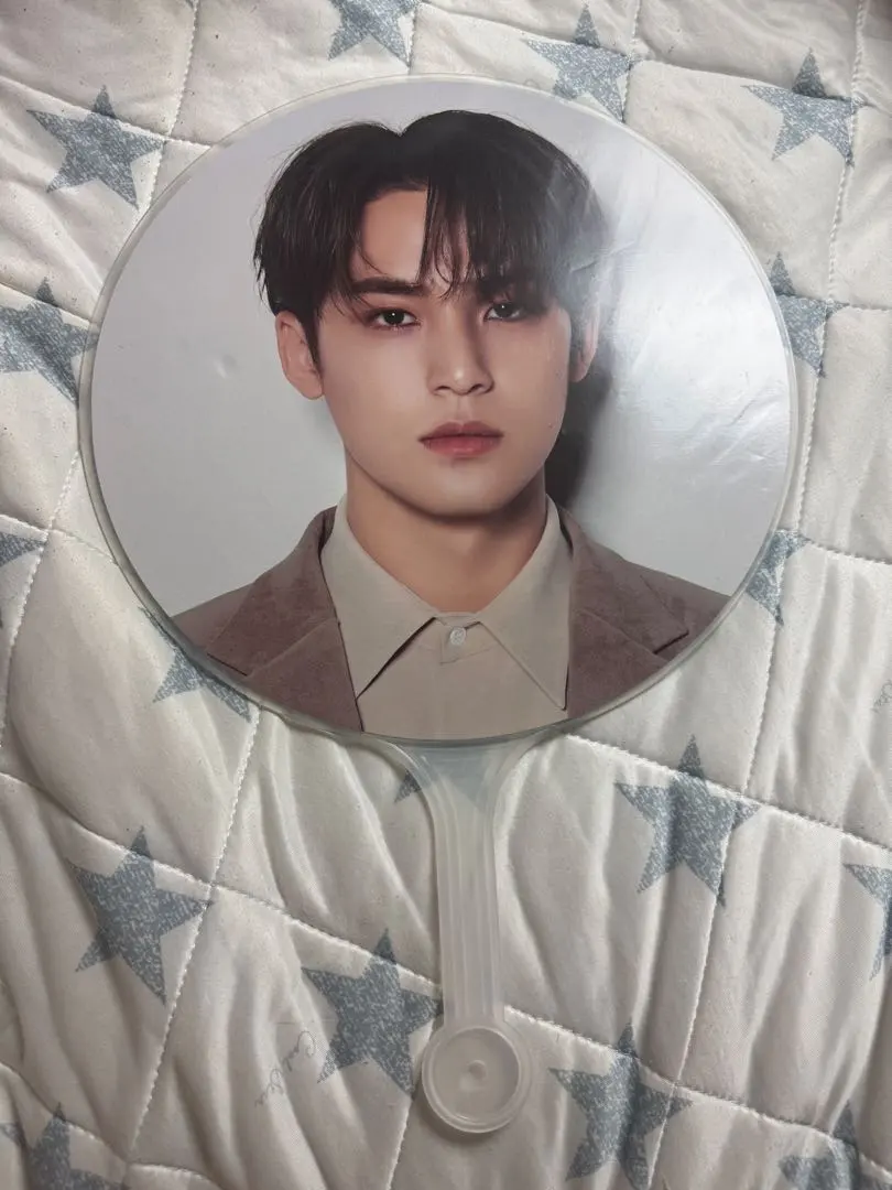 2026年最新】ミンギュ うちわ incompleteの人気アイテム - メルカリ