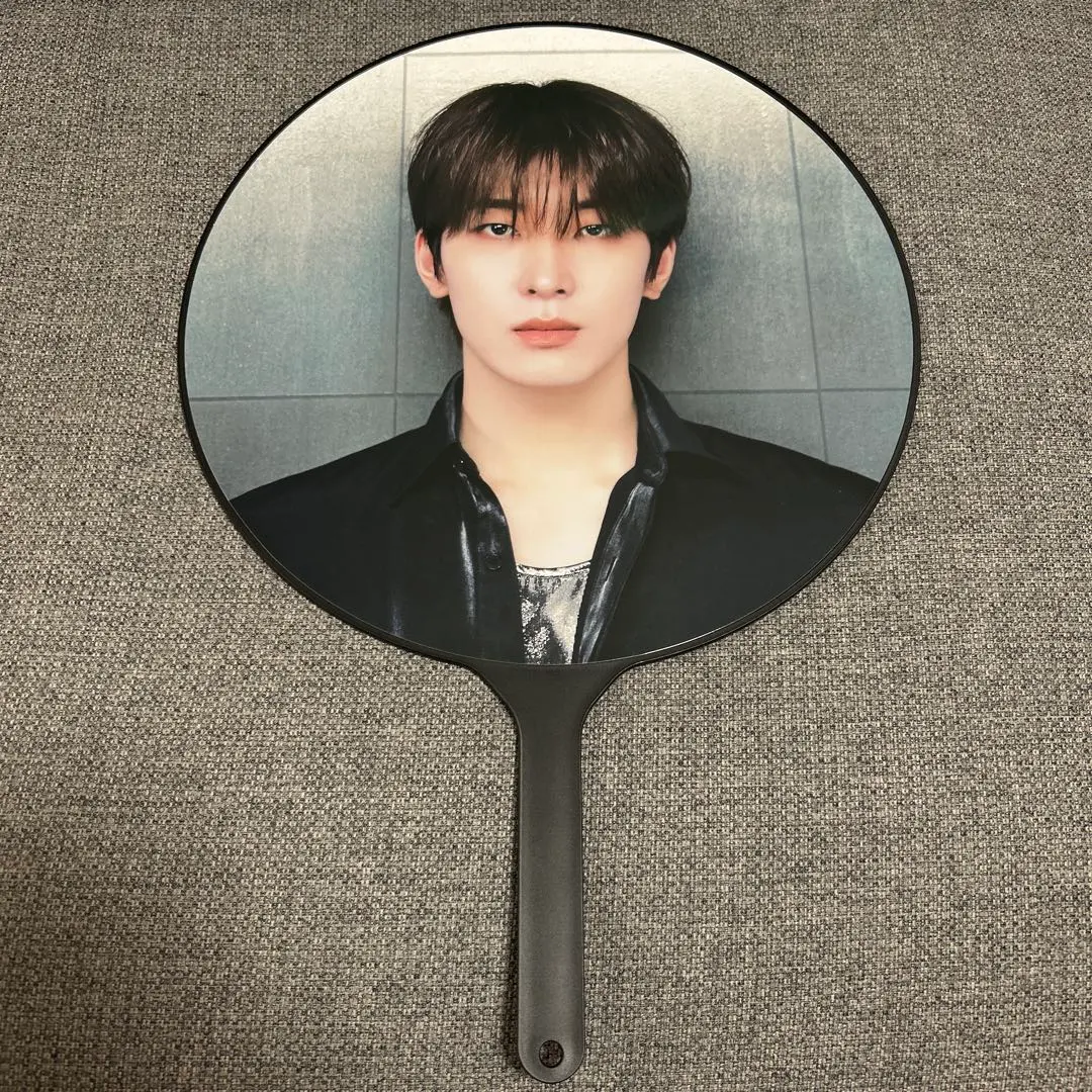 2026年最新】ウォヌ うちわ right hereの人気アイテム - メルカリ