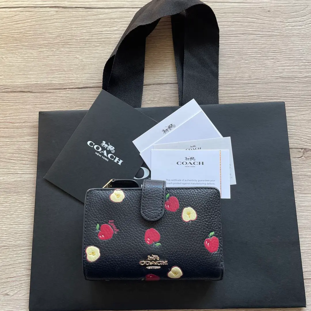 2026年最新】coach 財布 フルーツの人気アイテム - メルカリ