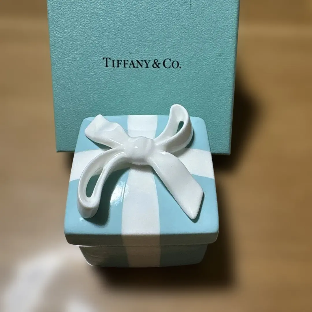 2026年最新】ティファニー 小物入れ ミニブルーボウボックス 陶器の