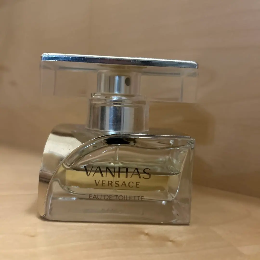 2026年最新】ヴェルサーチ 香水 ヴァニタスの人気アイテム - メルカリ
