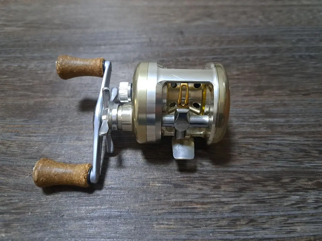 2026年最新】ミリオネアCV-Z 105の人気アイテム - メルカリ