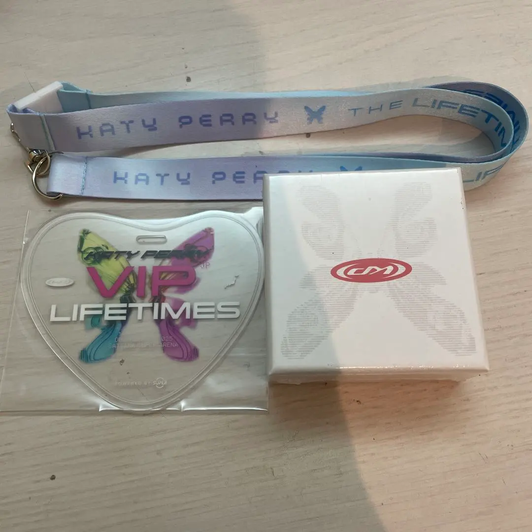 2026年最新】katy perry vipの人気アイテム - メルカリ