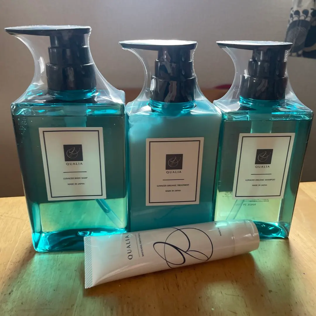 2026年最新】クオリアオーガニックシャンプーの人気アイテム - メルカリ
