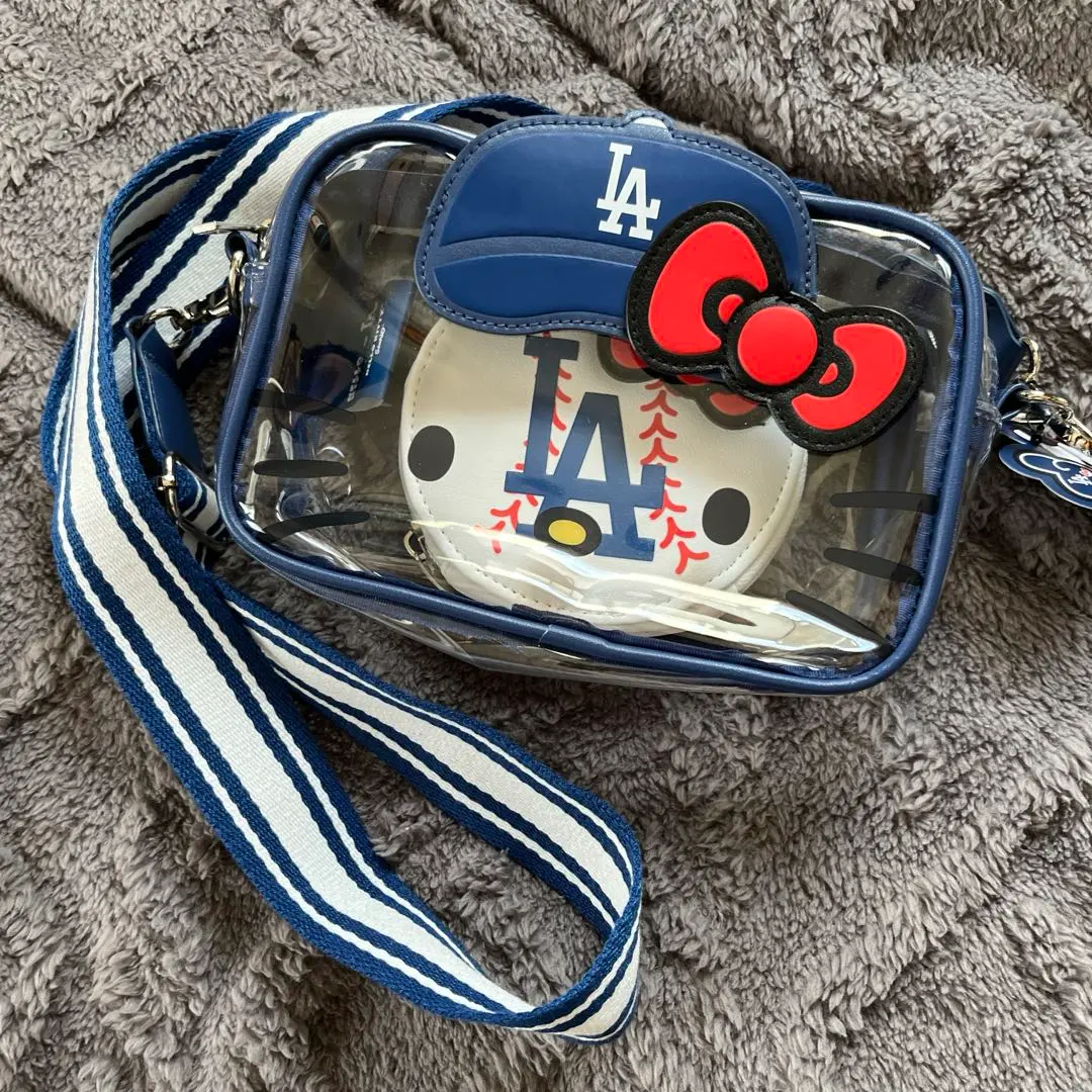 2026年最新】ドジャースタジアム ハローキティの人気アイテム - メルカリ