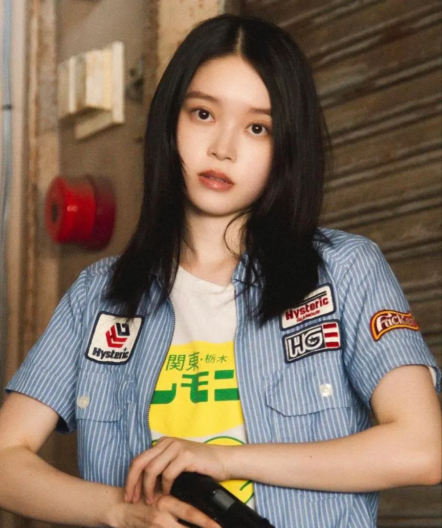 2026年最新】ベイビーわるきゅーれ tシャツの人気アイテム - メルカリ