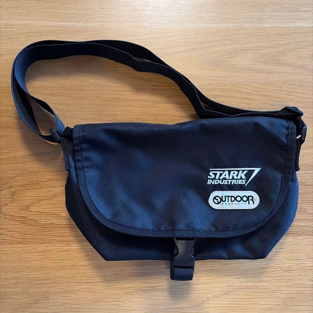 2026年最新】スタークインダストリーズバッグの人気アイテム - メルカリ