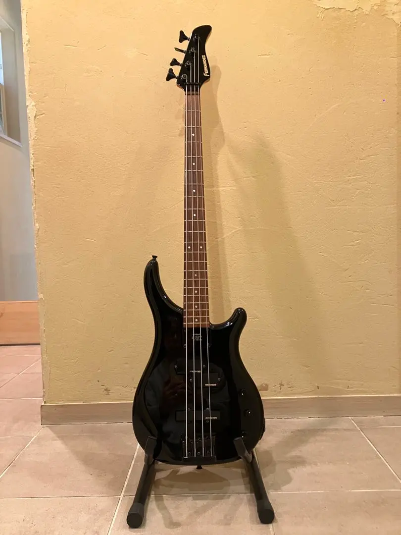 2026年最新】フェルナンデス revolver ベースの人気アイテム - メルカリ