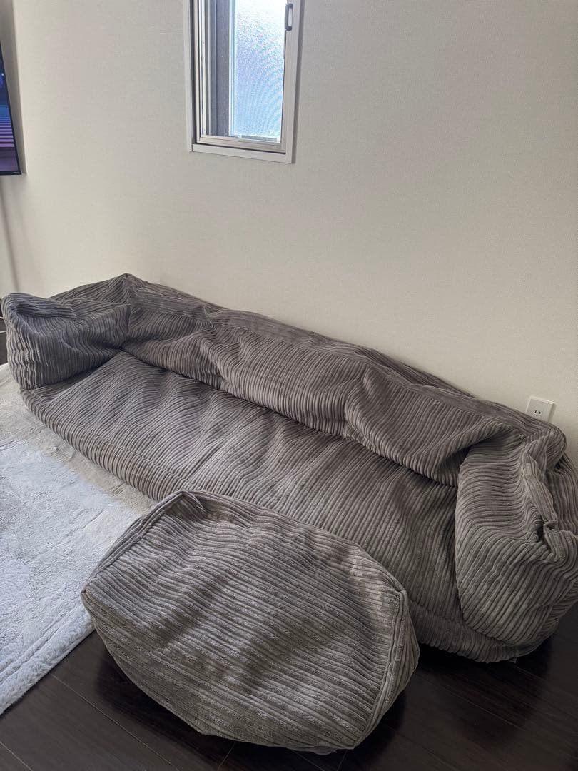 Lounge Pug 2.3人掛けビーズソファフットツール付き LoungePug ジョセフィンソファビーズクッション– Lounge Pug Japan