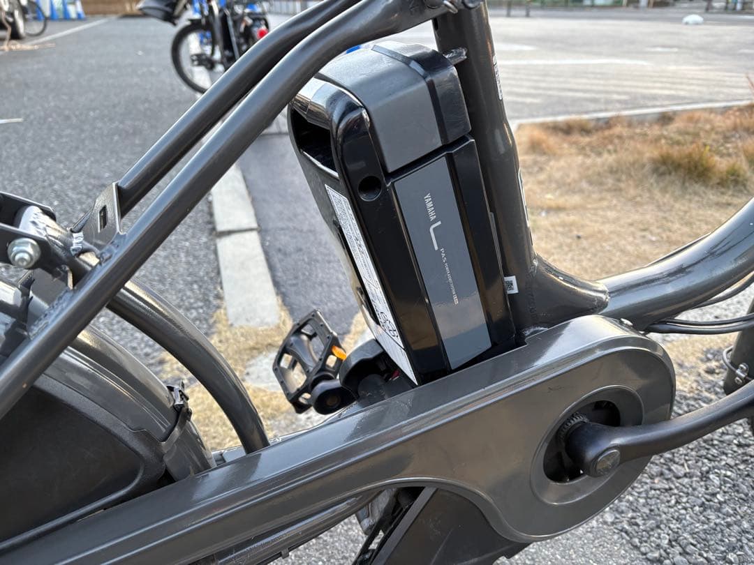 中古20㌅ブリヂストン電動アシスト自転車　8.9Ah 大阪