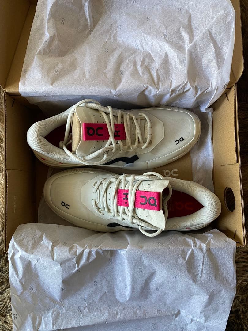 THE ROGER Pro 2 Clay JP28 ホワイト/ピンク - メルカリ