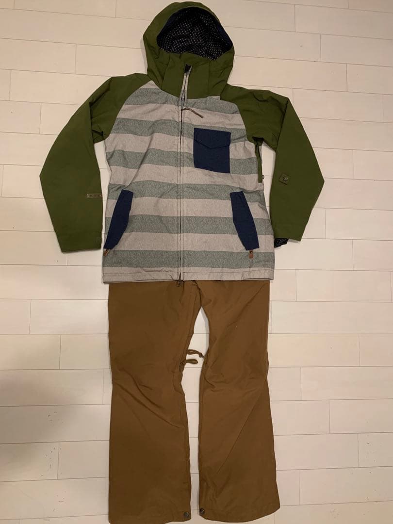 スノーボードウェア グレー/オリーブ ストライプ　S size 男女 スノーボードウェア グレー/オリーブ ストライプ S size 男女
