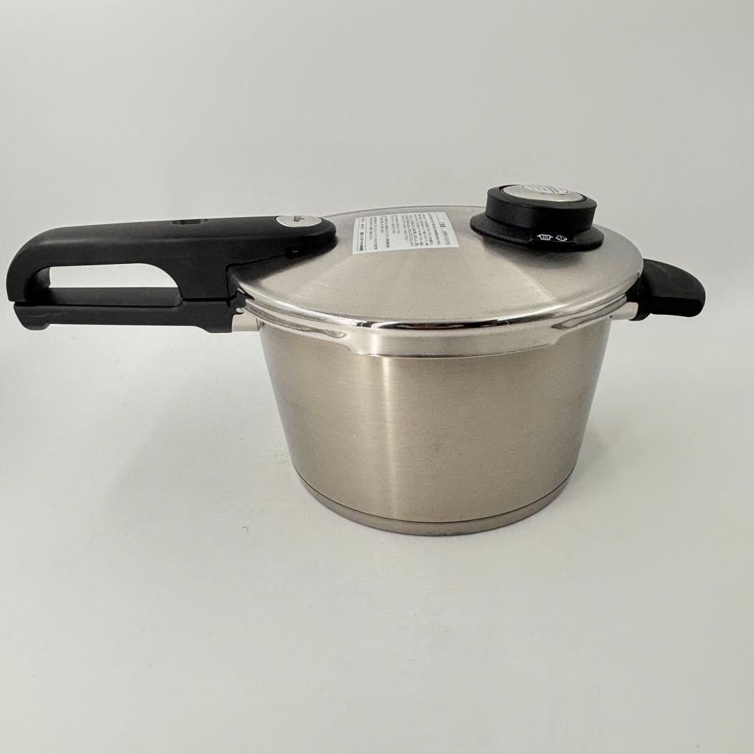 フィスラー ロイヤル 4.5L 鍋　圧力鍋　未使用