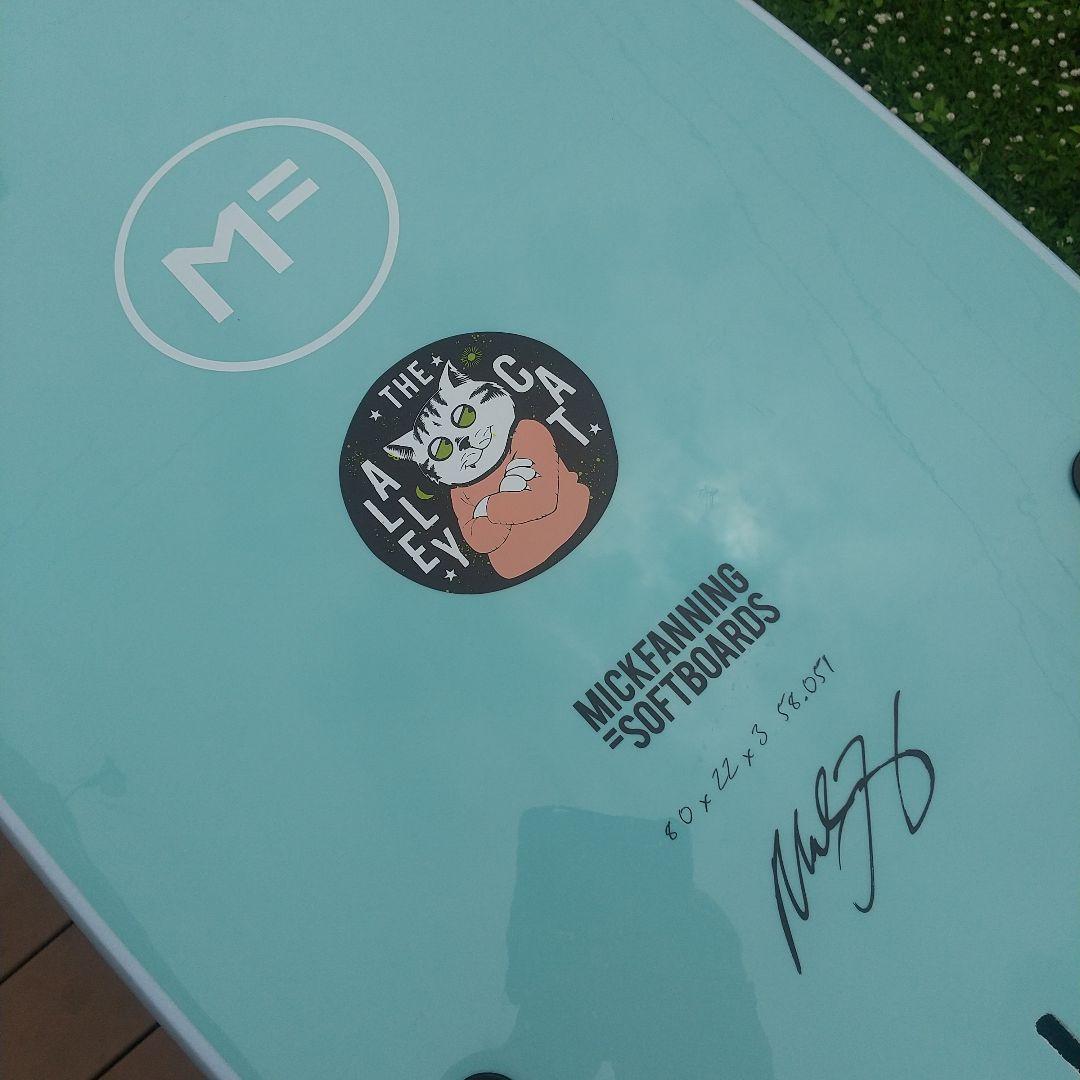 MickFanning \"alleycat\"8ft　ミッドレングス