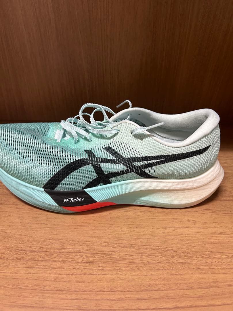 アシックスメタスピードスカイパリ　28.5cm