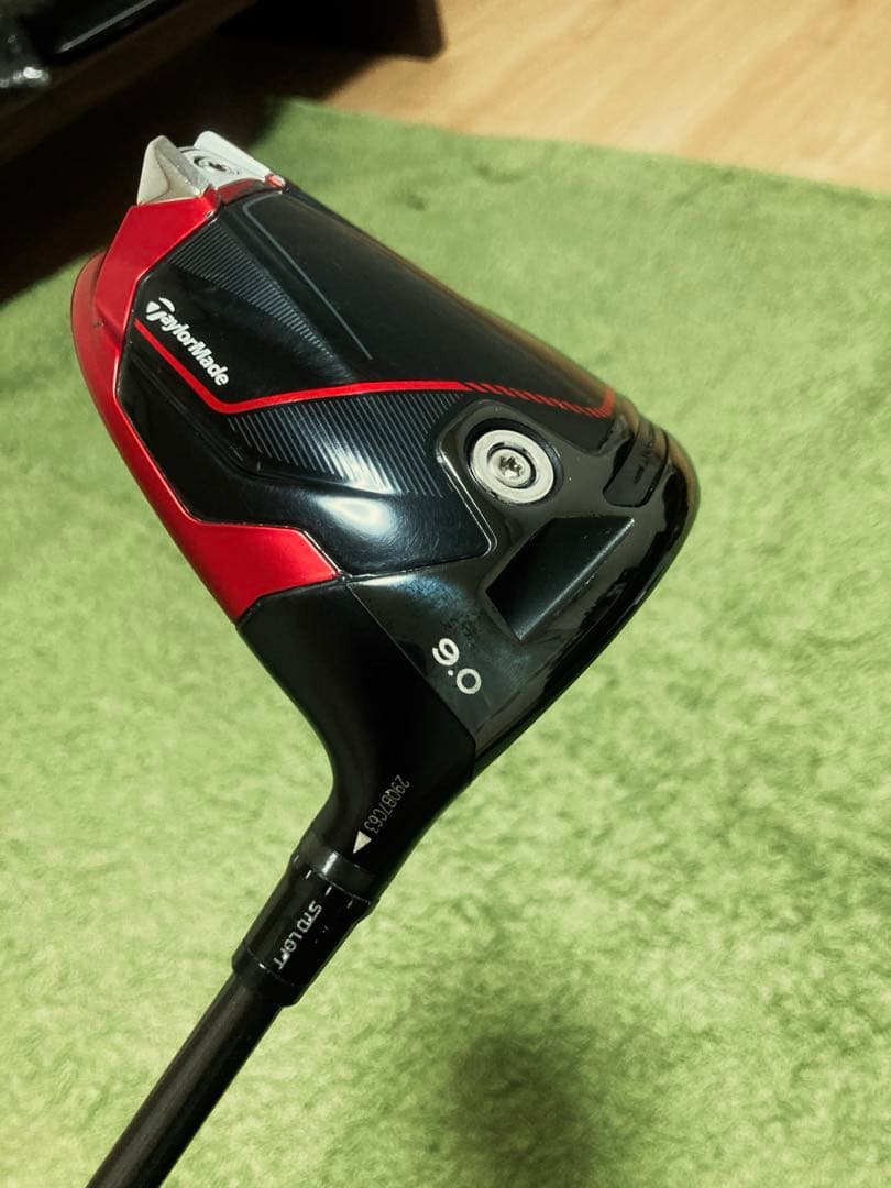 ステルス2ドライバー 9.0度 純正シャフトフレックスS、カバー付き