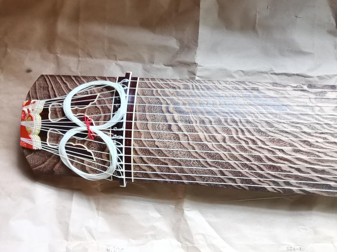 お琴　漆ケース付き　デッドストック　未使用品　内袋・外袋付き　木瓜家紋　-KKI