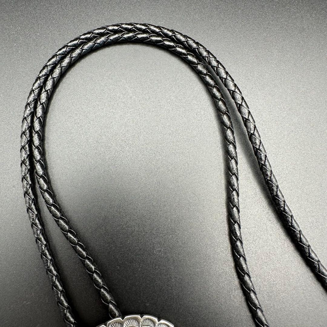 Navajo Gilbert Tomスタンプワーク ボロタイ