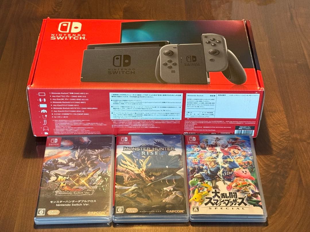 Nintendo Switch 本体 + スマブラ.モンハンライズ.ＸＸ付 モンハンライズ」仕様のSwitch本体セットが本日発売！ メイン