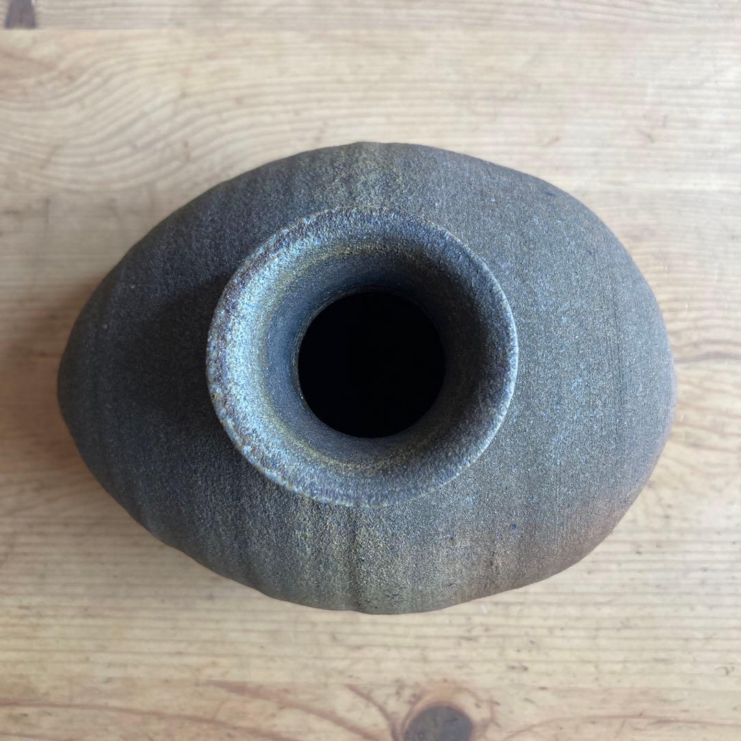 不可治窯 （ふかちがま）樺澤 健治作 南蛮俵花入 供箱あり - メルカリ