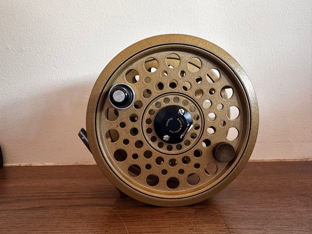 ブルース&ウォーカーサーモンフライリール