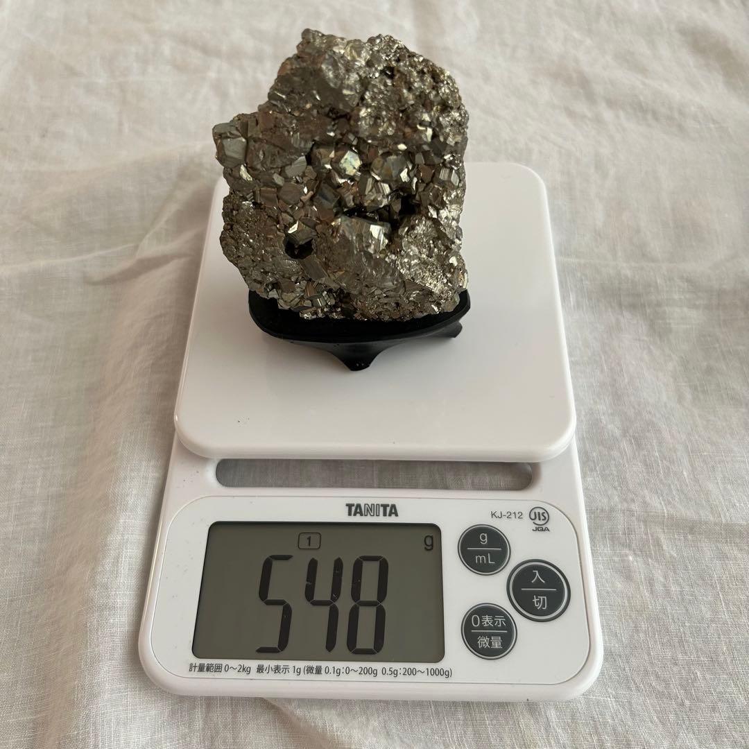 天然石】パイライト原石 クラスター 黄鉄鉱 548g 台座付き 浄化・金運