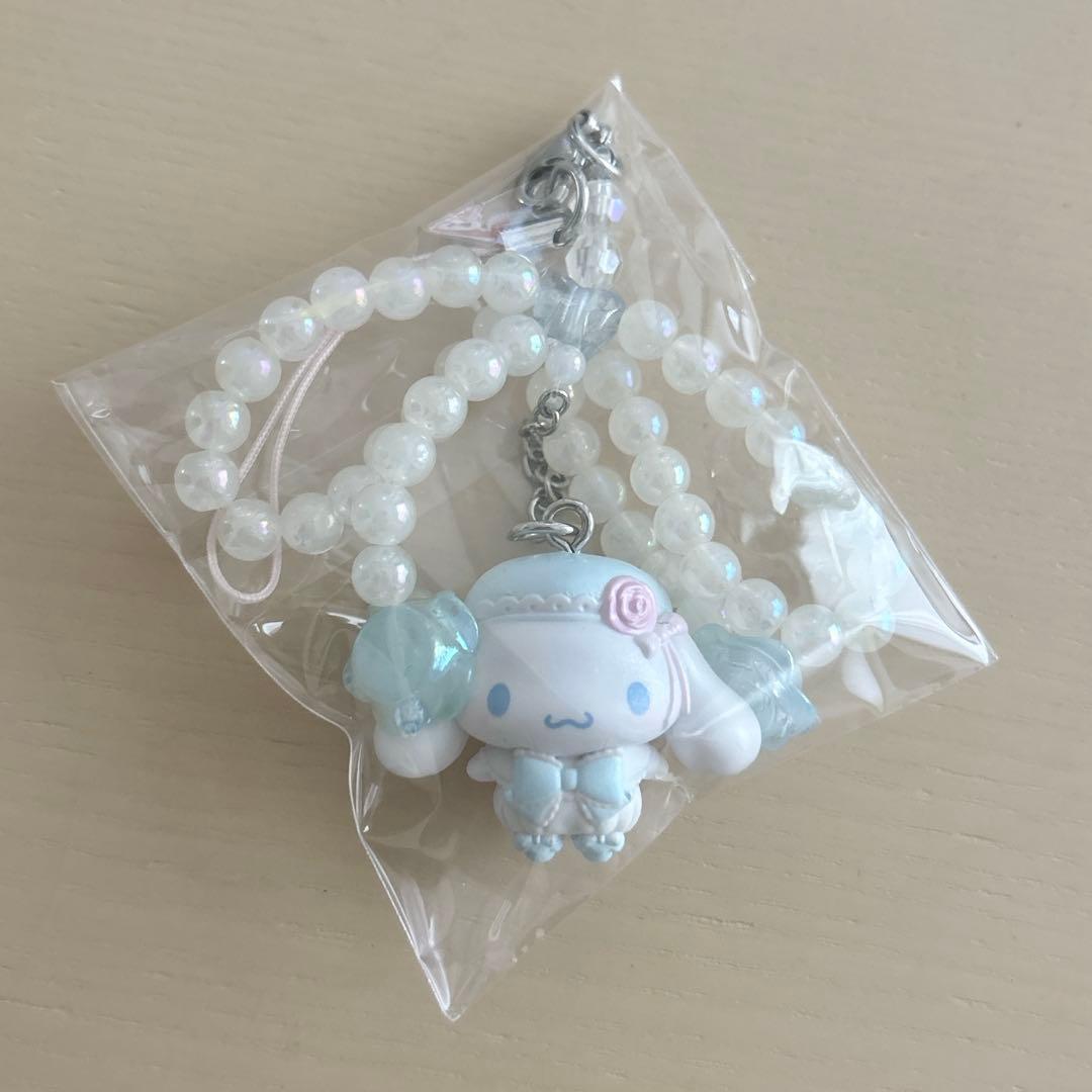 サンリオ ホワイトフリルシリーズ シークレットストラップ