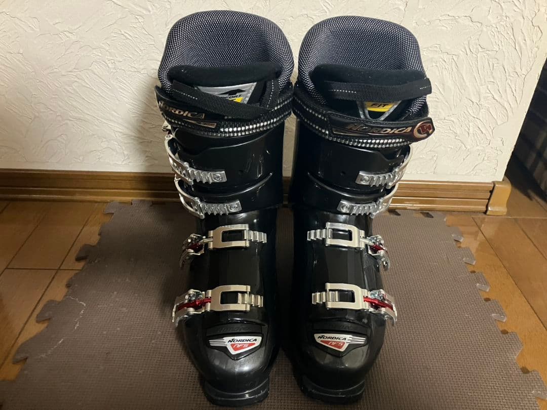 NORDICA　ノルディカ スキーブーツ 28.5cm　足幅広め 軽量モデル