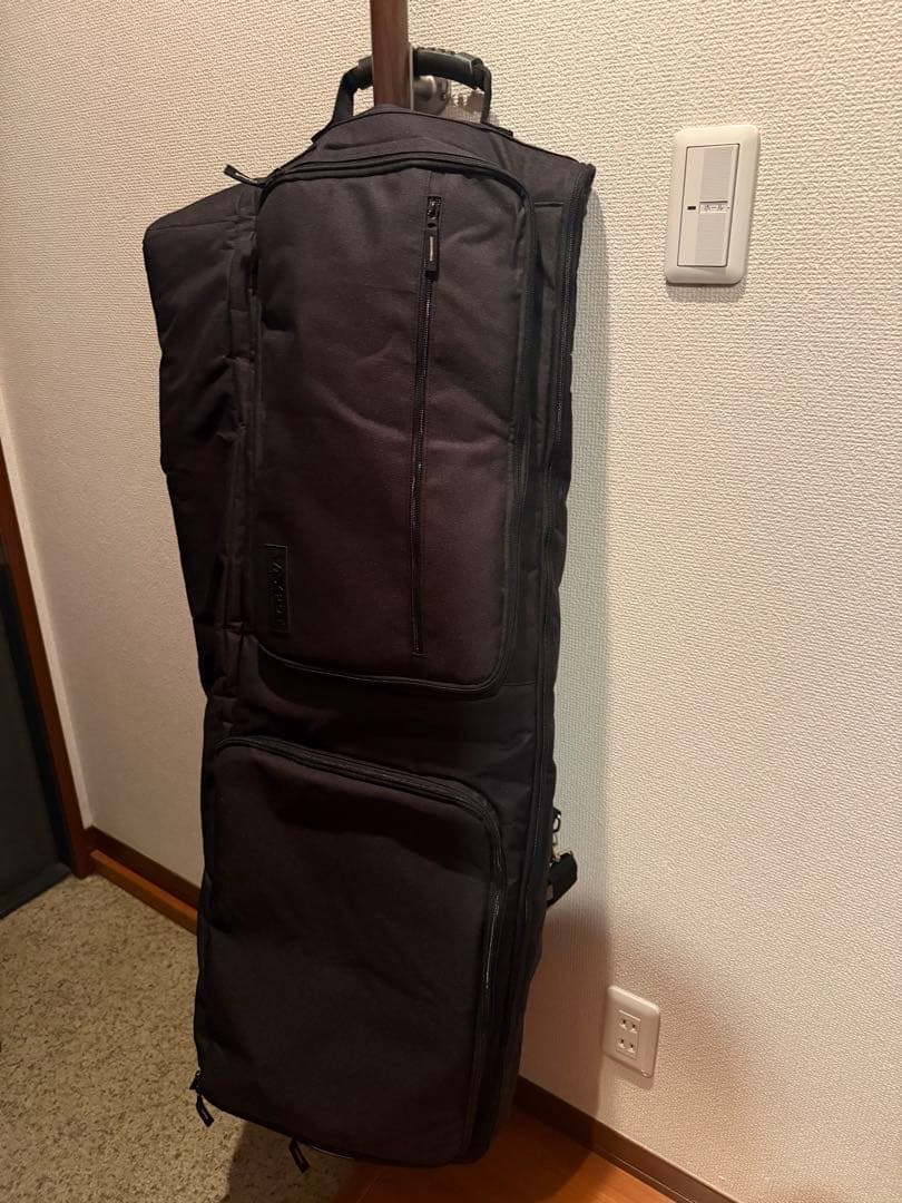 042 VAXPOT ウィーリー キャリースノーボードバッグキャスター160